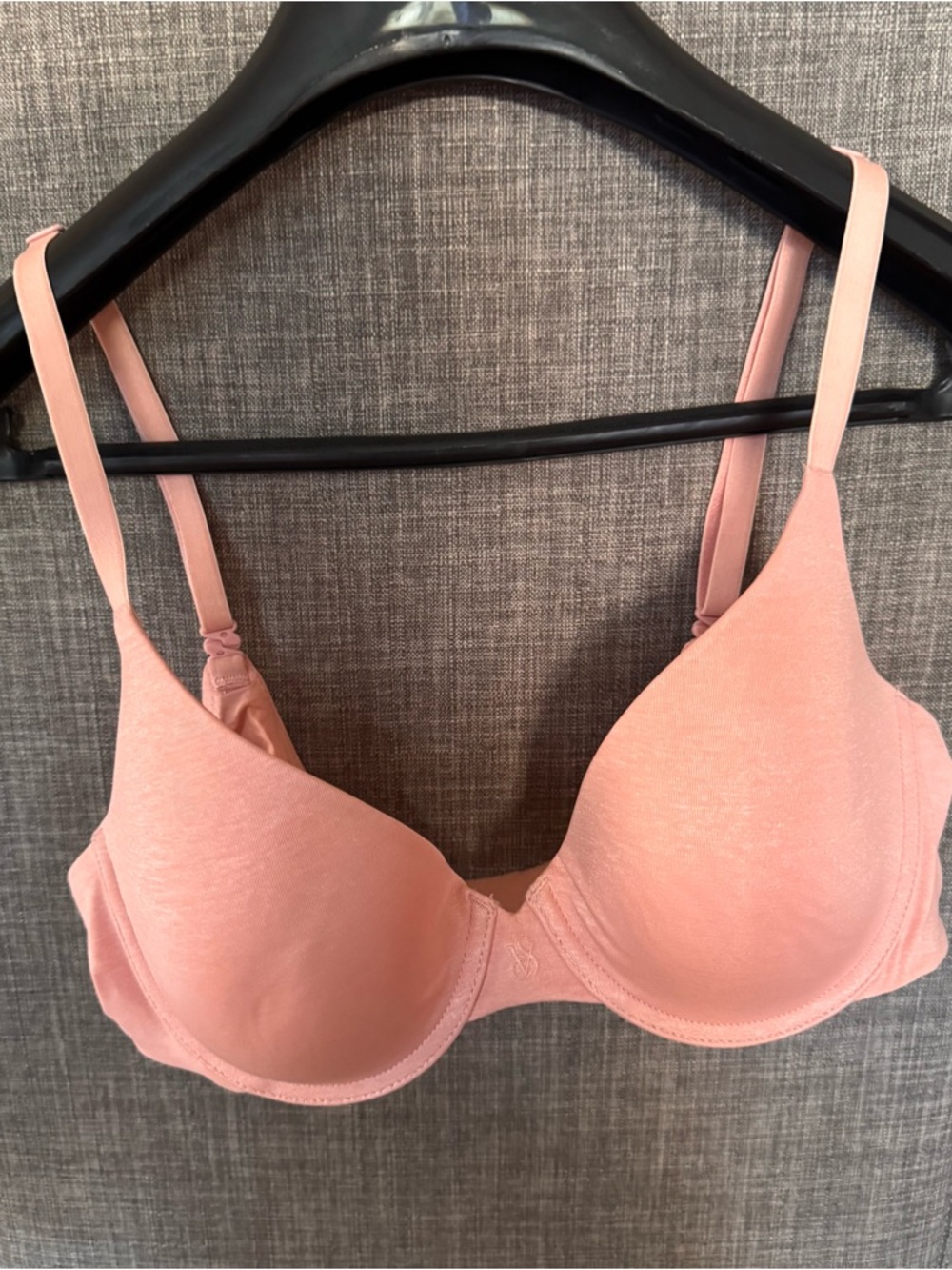 Victoria's Secret Uplift Semi Demi Peach Molded Underwire Bra